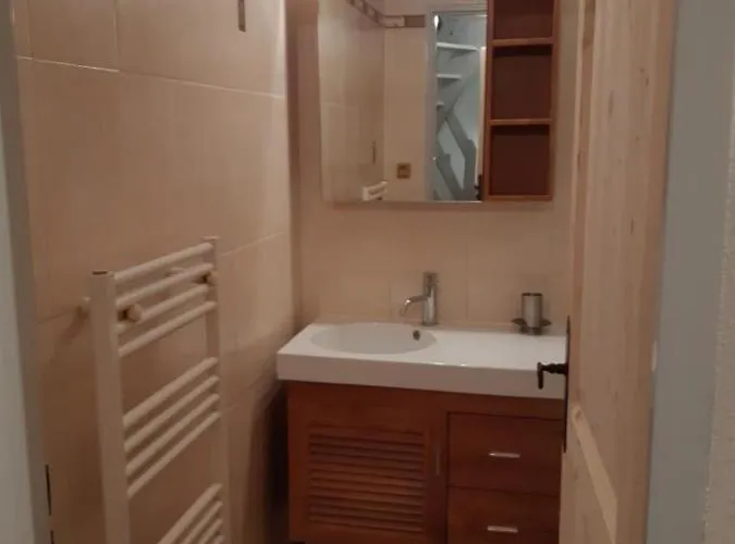 Appartement Convivial A Val Thorens De 42 M² - Vue Sur La Montagne *